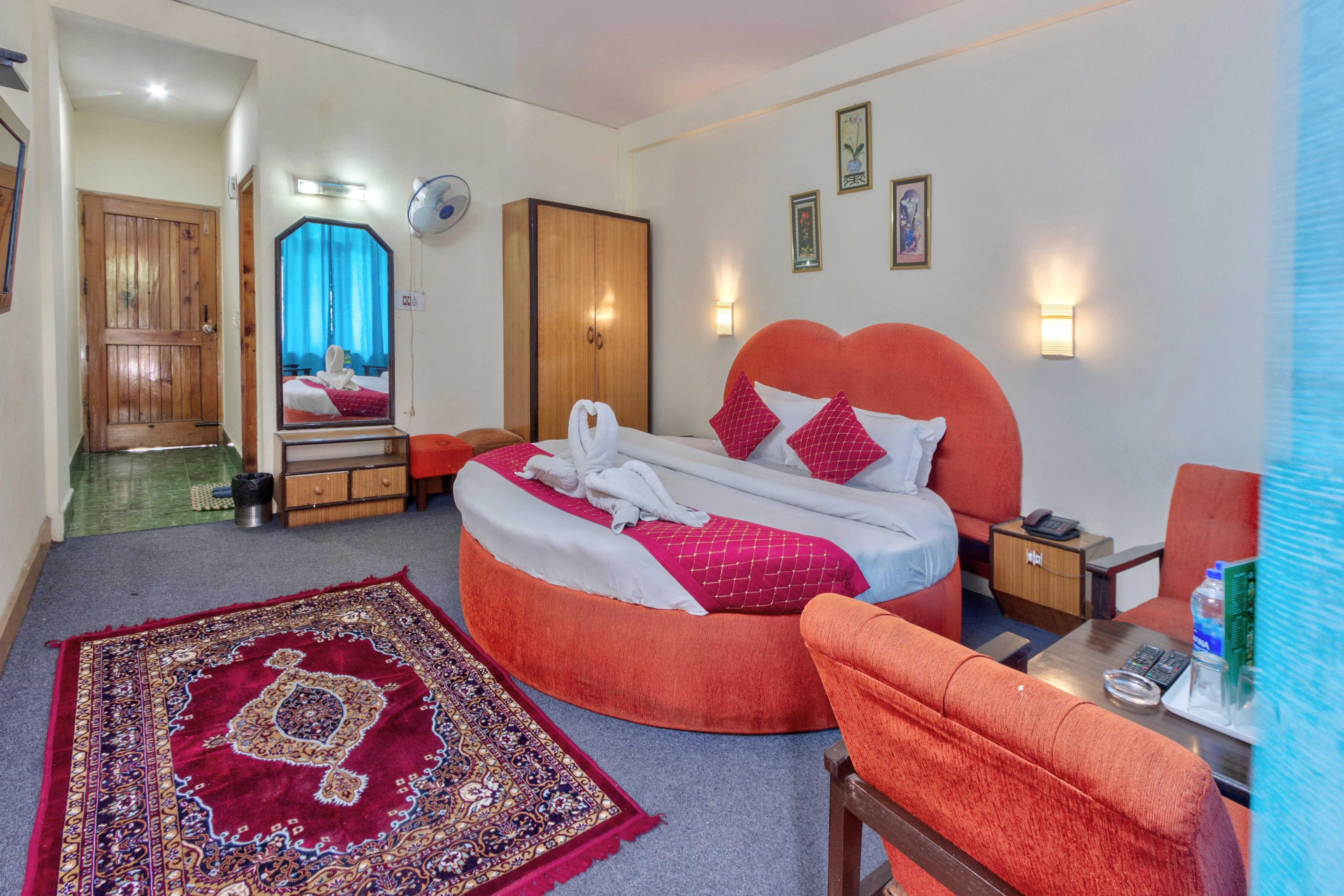 Honeymoon Suite (Mountain Facing Without Balcony).